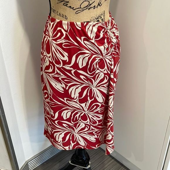 BCBG Maxazria skirt - Picture 1 of 4